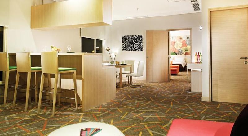 Ibis Styles Malang Hotell Exteriör bild
