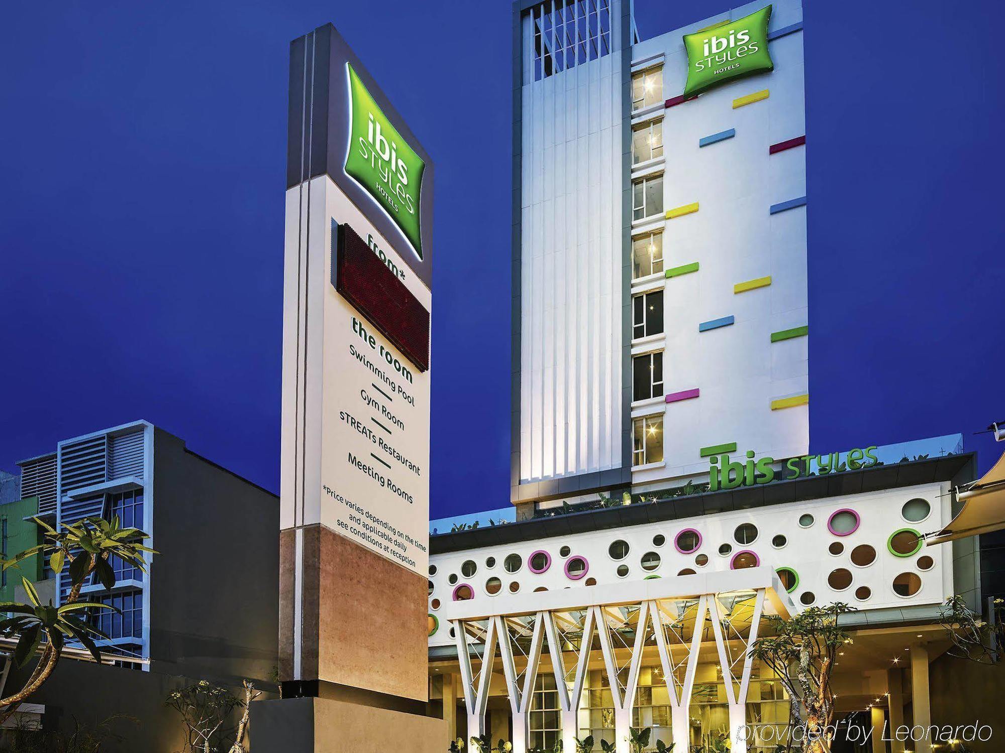 Ibis Styles Malang Hotell Exteriör bild